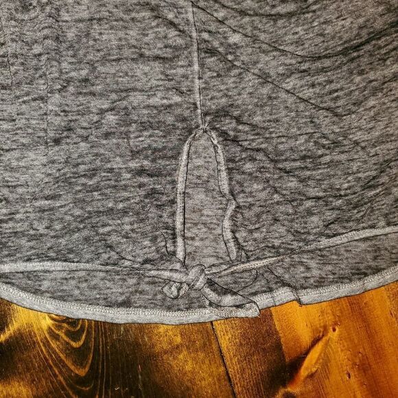 FRENCH LAUNDRY Grey tanktop knot back EUC athletic - Picture 3 of 5